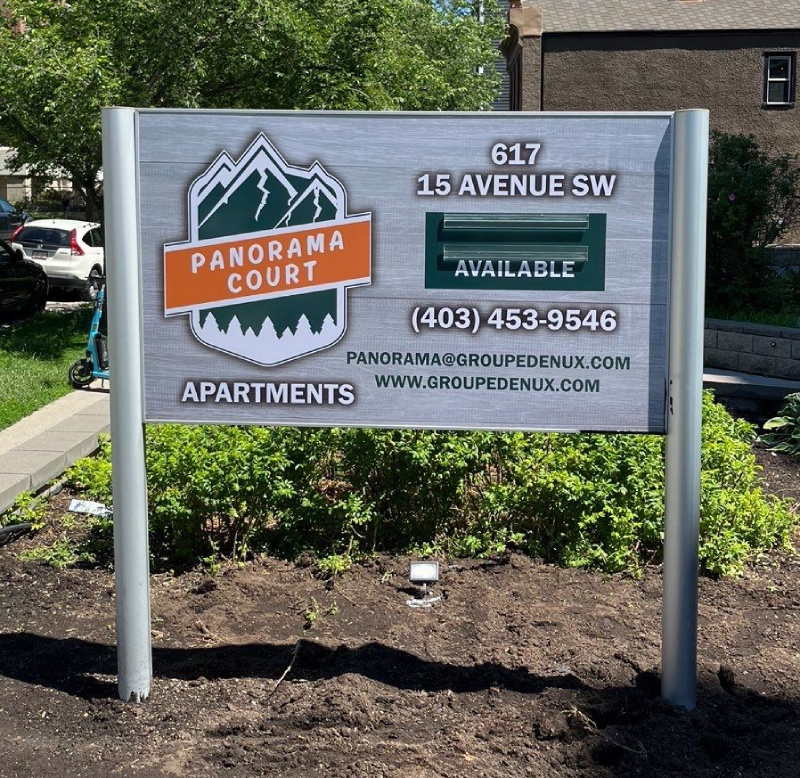 Monument / Pylon Signs